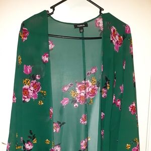 Green floral short kimono Size 1/2